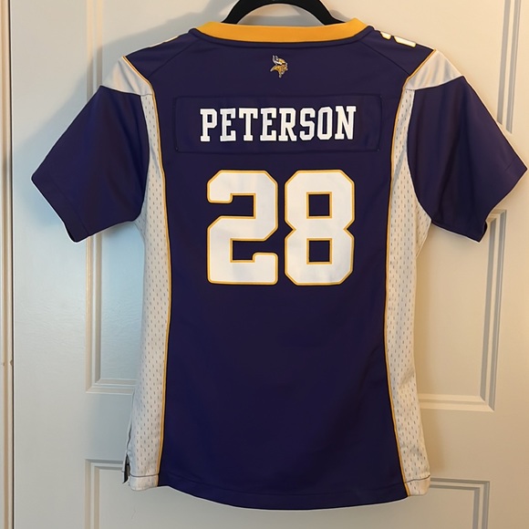 NFL Vikings Jersey, Peterson 28, kids Large, never worn, excellent condition - Picture 6 of 8